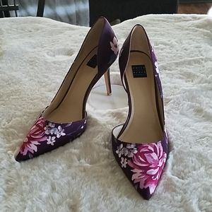 New floral pumps